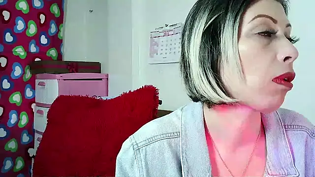 alixia81 online show from 11.15.25