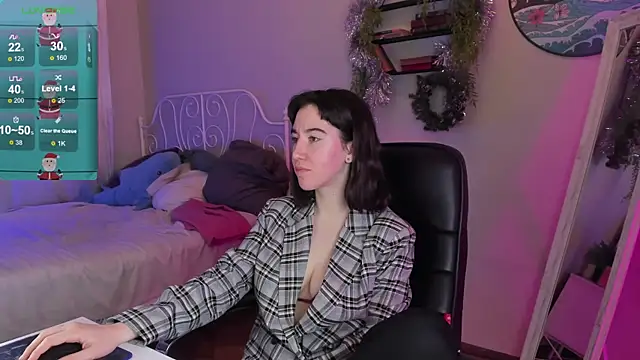 Belle Via online show from 12.16.24