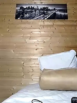 Snapshot of Selena_Selly7 chatting on 01.28.25 Selena Selly7 online show from 01.28.25