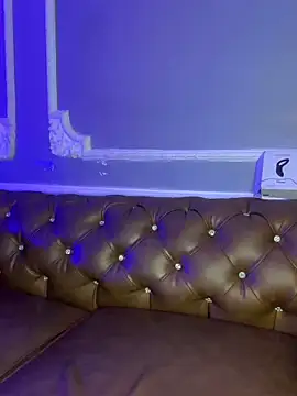 AaronCruz  online show from 03.07.25