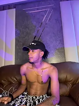 AaronCruz  online show from 03.17.25