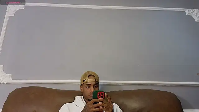 AaronCruz  online show from 09.16.25