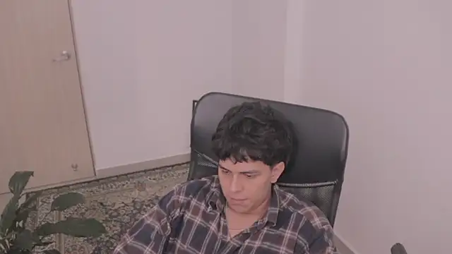 Snapshot of Tony_Hoffa chatting on 01.17.26 Tony Hoffa online show from 01.17.26