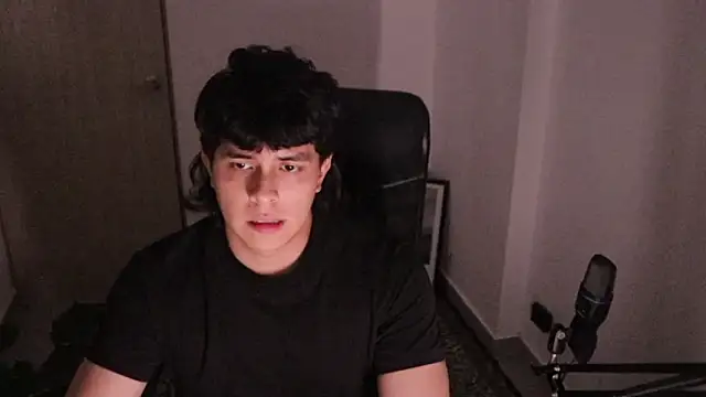 Snapshot of Tony_Hoffa chatting on 02.10.26 Tony Hoffa online show from 02.10.26