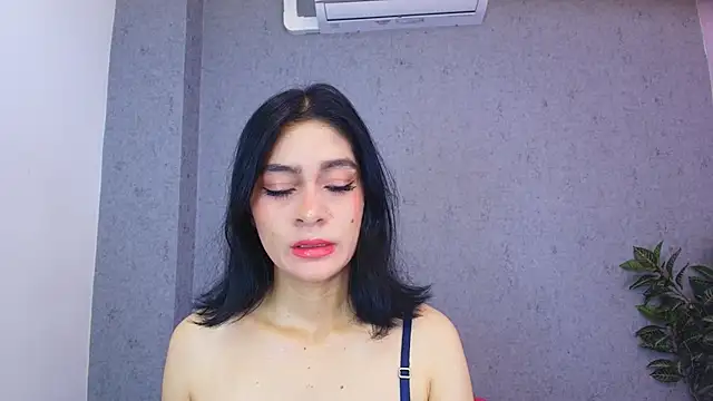 Snapshot of Tiffany_mendez chatting on 04.30.26 Tiffany mendez online show from 04.30.26