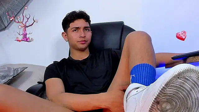 Muichiro tokito1 online show from 10.10.25