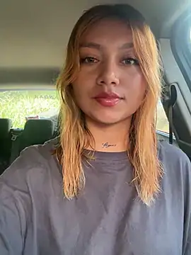 amanda-medrano1 online show from 12.04.24