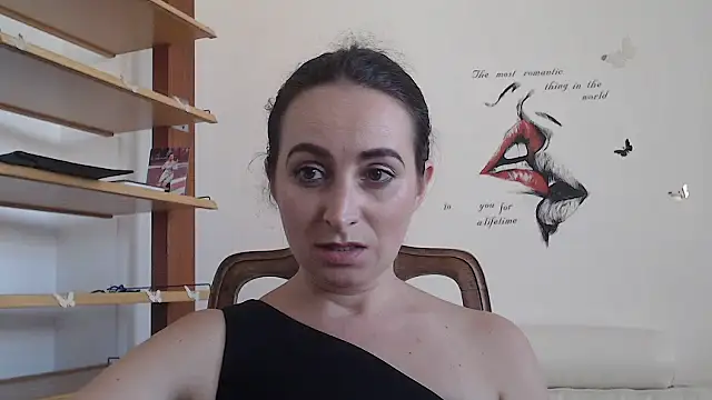 AskMeStandUp online show from 09.23.25