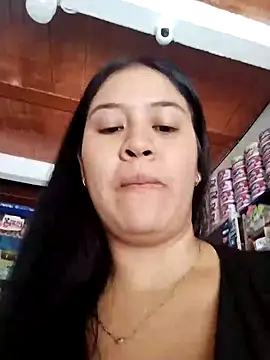 Snapshot of Miia_grand chatting on 02.13.25 Miia grand online show from 02.13.25