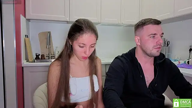 Snapshot of fcjuicy_pussy chatting on 09.19.25 fcjuicy pussy online show from 09.19.25