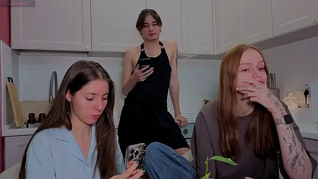 fcjuicy pussy online show from 12.20.25