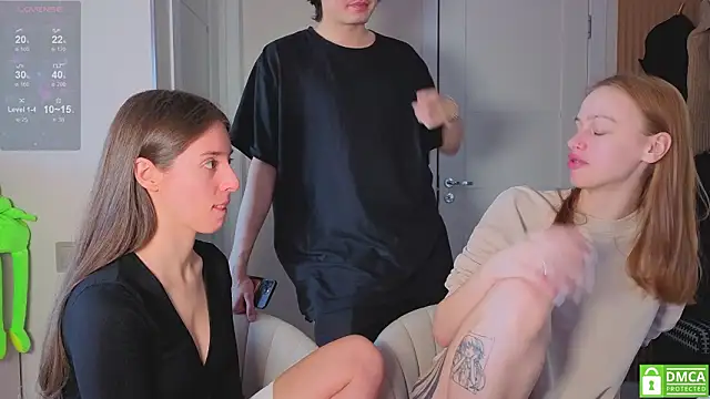 fcjuicy pussy online show from 03.17.26