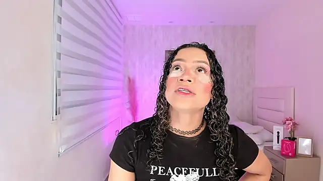 Snapshot of Keni_malf chatting on 02.11.26 Keni malf online show from 02.11.26