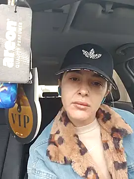 Snapshot of Sarah-Hart chatting on 02.03.25 Sarah-Hart online show from 02.03.25