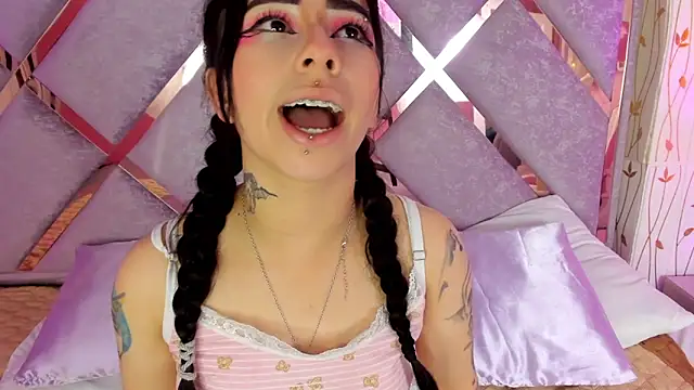 hanna  azumi online show from 02.28.25