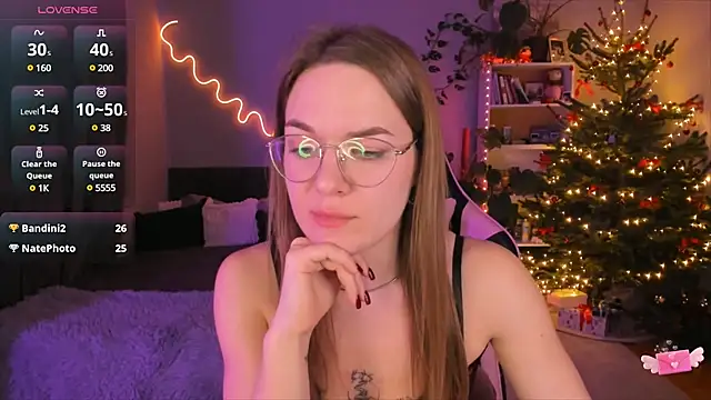 Snapshot of ami_amour_ chatting on 12.27.24 ami amour online show from 12.27.24
