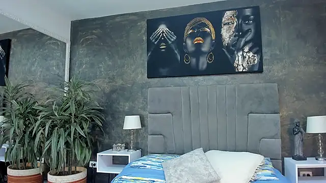 Snapshot of isa_lancaster chatting on 04.26.26 isa lancaster online show from 04.26.26