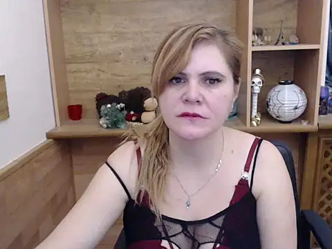 DaniellaKiss online show from 02.28.26