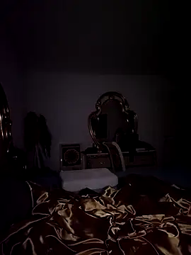 Liilii22 online show from 02.11.25