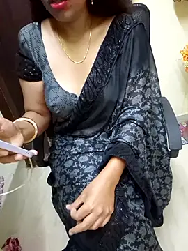 Snapshot of Roja-Telugu777 chatting on 02.21.25 Roja-Telugu777 online show from 02.21.25