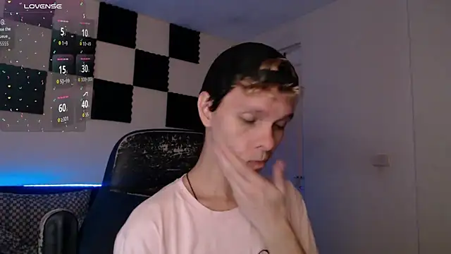 bryamado69 online show from 10.22.25