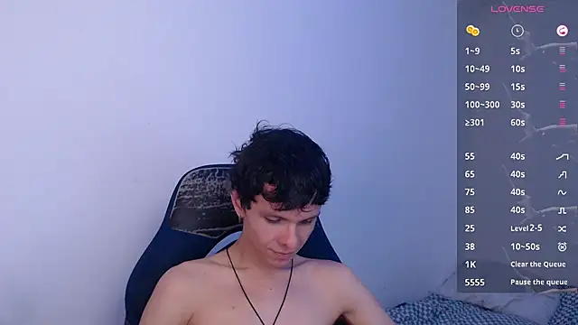 Snapshot of bryamado69 chatting on 05.15.26 bryamado69 online show from 05.15.26