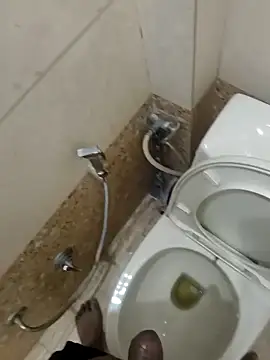 Gururonny07 online show from 09.18.25