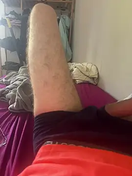 Snapshot of pignoufe chatting on 06.27.26 pignoufe online show from 06.27.26
