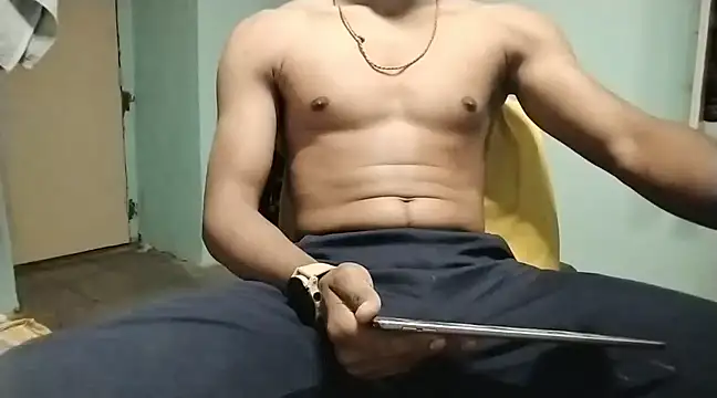 Snapshot of vicky0805 chatting on 01.12.25 vicky0805 online show from 01.12.25