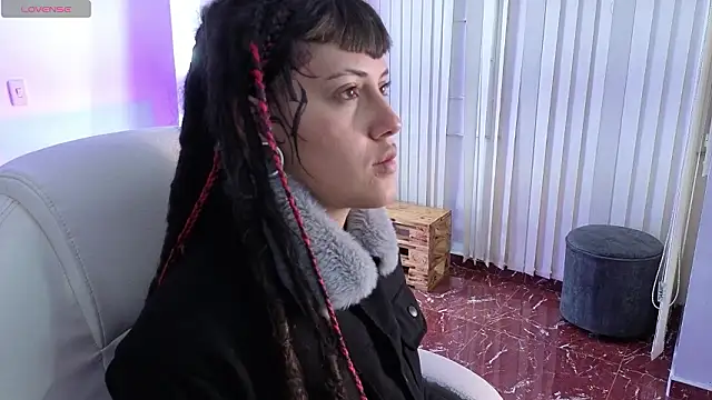 Snapshot of _sharlotte777 chatting on 02.05.26 sharlotte777 online show from 02.05.26