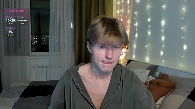 Snapshot of vlad_ggvldd chatting on 02.06.25 vlad ggvldd online show from 02.06.25