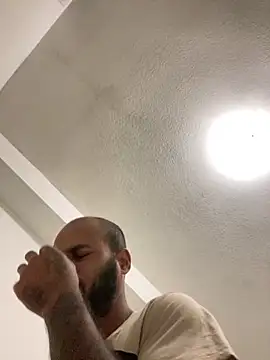 islandvybee55 online show from 01.09.25