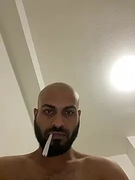 islandvybee55 online show from 03.01.25