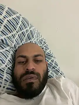 islandvybee55 online show from 03.10.25