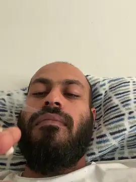 islandvybee55 online show from 03.22.25