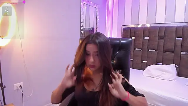 CookiesAndBoots online show from 01.08.25