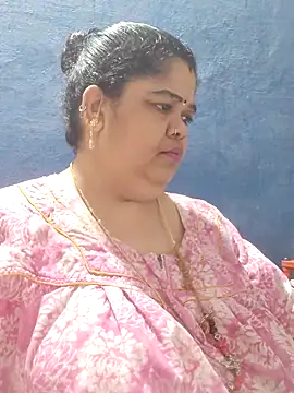 Snapshot of tamilthanushri chatting on 04.19.26 tamilthanushri online show from 04.19.26