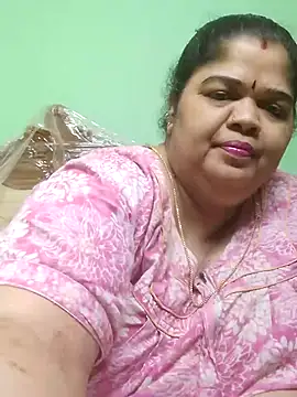 Snapshot of tamilthanushri chatting on 06.22.26 tamilthanushri online show from 06.22.26
