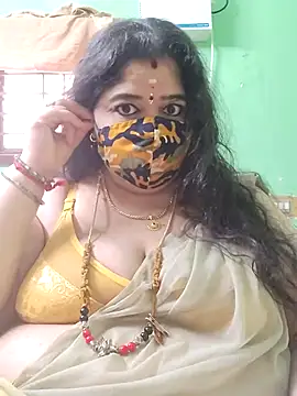 Snapshot of tamilthanushri chatting on 07.17.26 tamilthanushri online show from 07.17.26