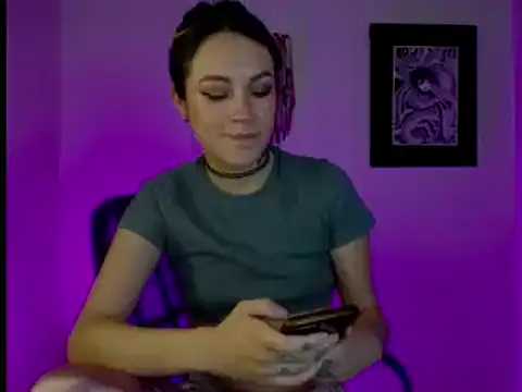 Snapshot of kim_jeins11 chatting on 12.15.24 kim jeins11 online show from 12.15.24