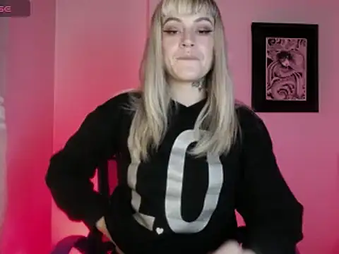 Snapshot of kim_jeins11 chatting on 03.19.25 kim jeins11 online show from 03.19.25