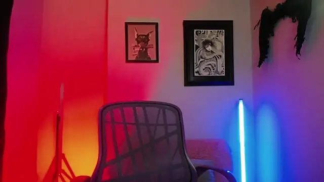 Snapshot of kim_jeins11 chatting on 10.01.25 kim jeins11 online show from 10.01.25