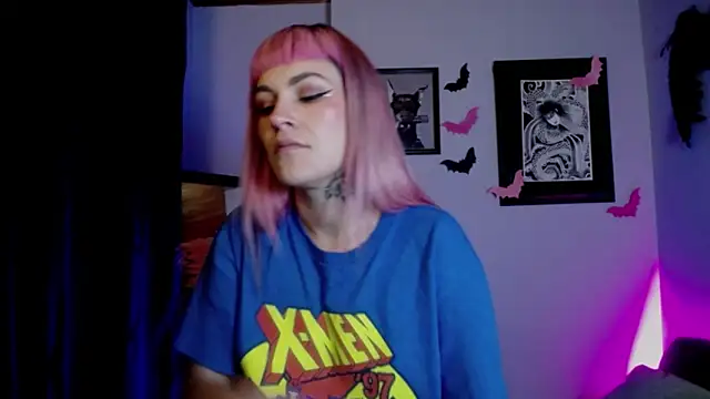 Snapshot of kim_jeins11 chatting on 11.29.25 kim jeins11 online show from 11.29.25