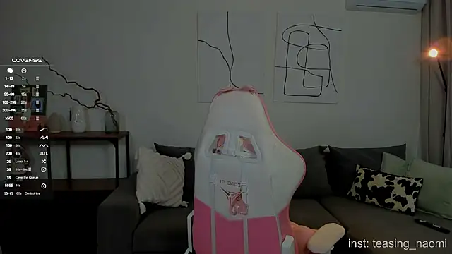 Snapshot of aesthetics__tease chatting on 02.17.26 aesthetics tease online show from 02.17.26