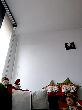 Latiinvenushot online show from 12.21.25