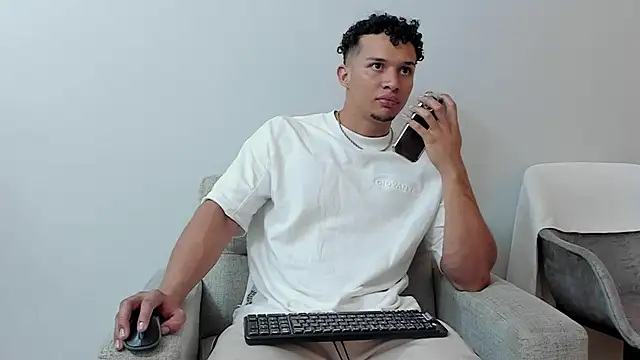 Dominick star online show from 02.26.25