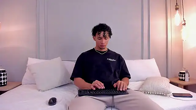 Dominick star online show from 09.21.25