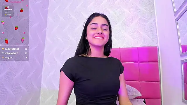 Snapshot of natalia_aguirre1 chatting on 02.04.25 natalia aguirre1 online show from 02.04.25
