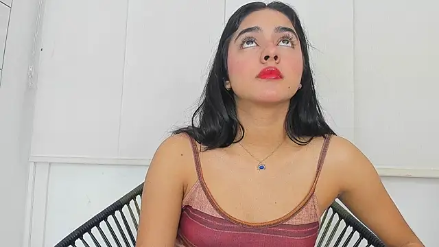 Snapshot of natalia_aguirre1 chatting on 02.13.25 natalia aguirre1 online show from 02.13.25