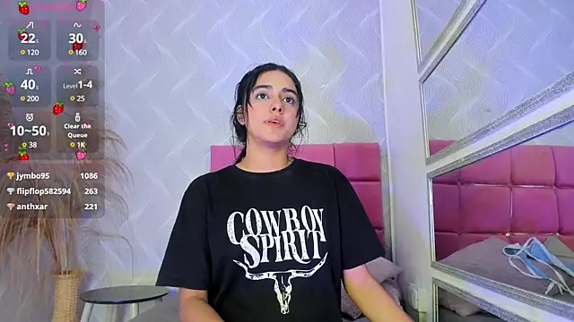 Snapshot of natalia_aguirre1 chatting on 03.10.25 natalia aguirre1 online show from 03.10.25